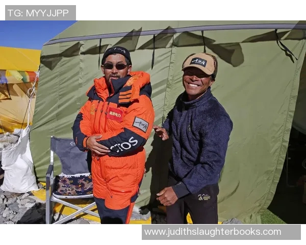 专访张伟:探寻网球世界里的成功秘诀与心路历程 专访张伟:探寻网球世界里的成功秘诀与心路历程