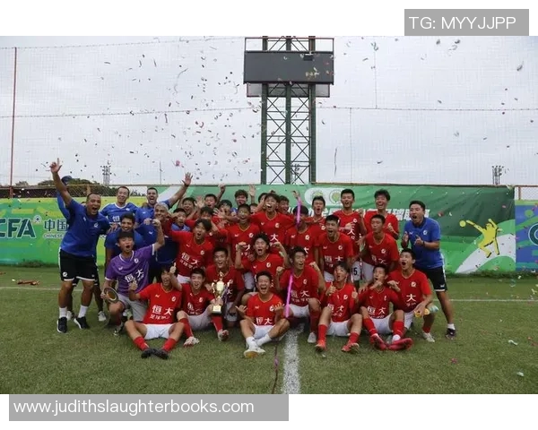 全国锦标赛特别报道:成都足球队在逆境中奋勇拼搏的感人故事 全国锦标赛特别报道:成都足球队在逆境中奋勇拼搏的感人故事