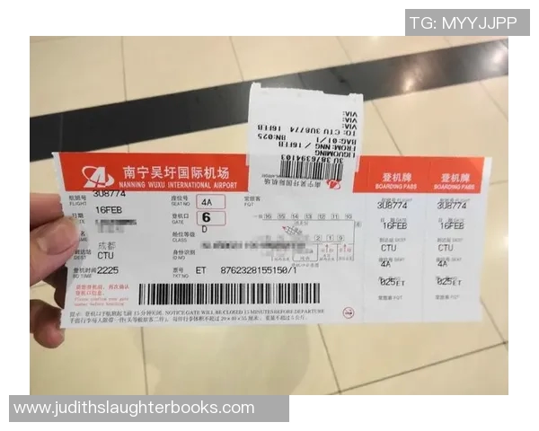 成都羽毛球队与上海羽毛球队赛后分析力量对决的精彩瞬间与战术探讨 成都羽毛球队与上海羽毛球队赛后分析力量对决的精彩瞬间与战术探讨