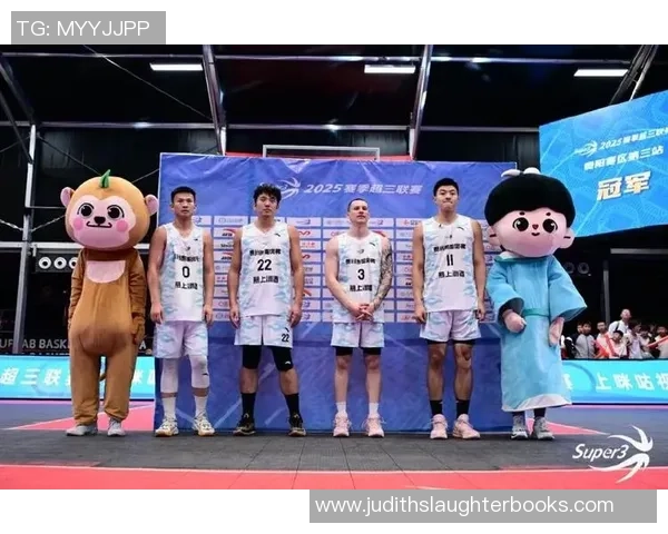 武汉篮球队在篮球团队协作排行榜中荣获第九名展现出强大团队精神与默契配合 武汉篮球队在篮球团队协作排行榜中荣获第九名展现出强大团队精神与默契配合