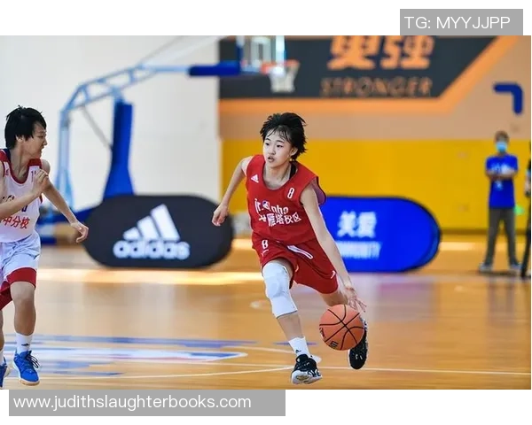 西安篮球队在世界锦标赛上的拼搏历程与荣耀时刻回顾