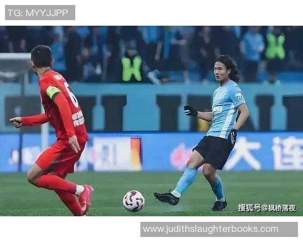 足球明星后脑勺的秘密与故事揭示了他们背后的奋斗与荣耀