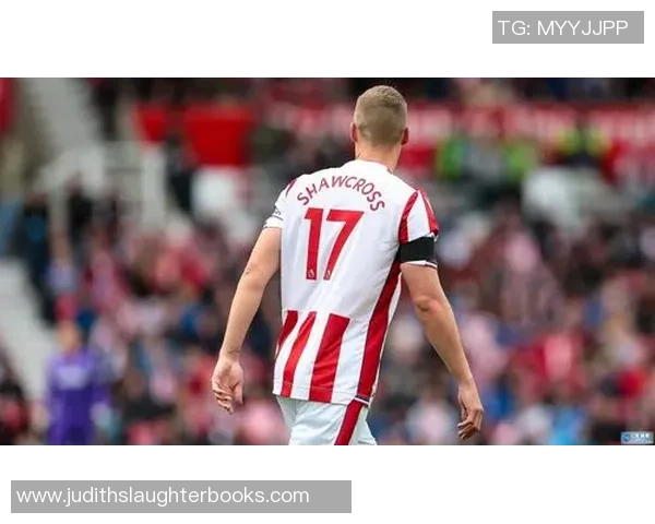 足球明星炫酷壁纸大集合尽享球场风采与激情瞬间的视觉盛宴